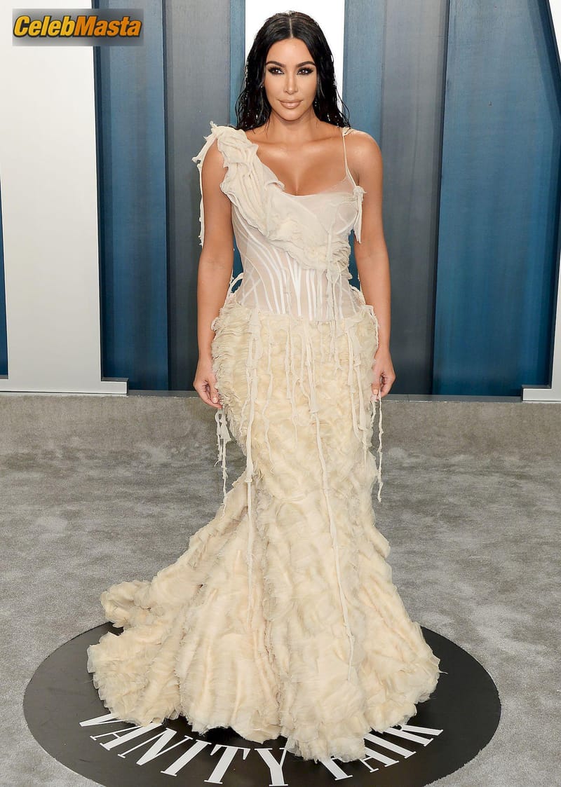 Kim Kardashian and Kanye West appeared at the 2020 Vanity Fair Oscar Party in Hollywood Photo Gallery photo 2