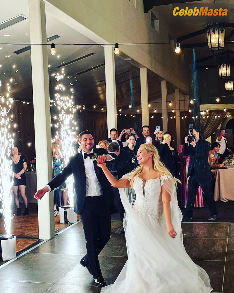 Abigail Breslin At Her Wedding Photo Gallery photo 3