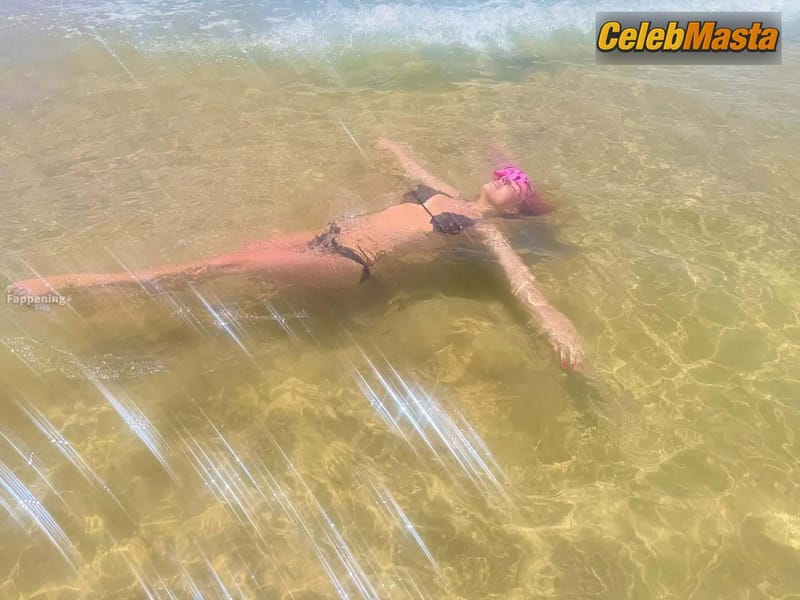 Addison Rae Sexy Beach Photoshoot Flashing Her Hot Ass In A Tiny Bikini photo 2