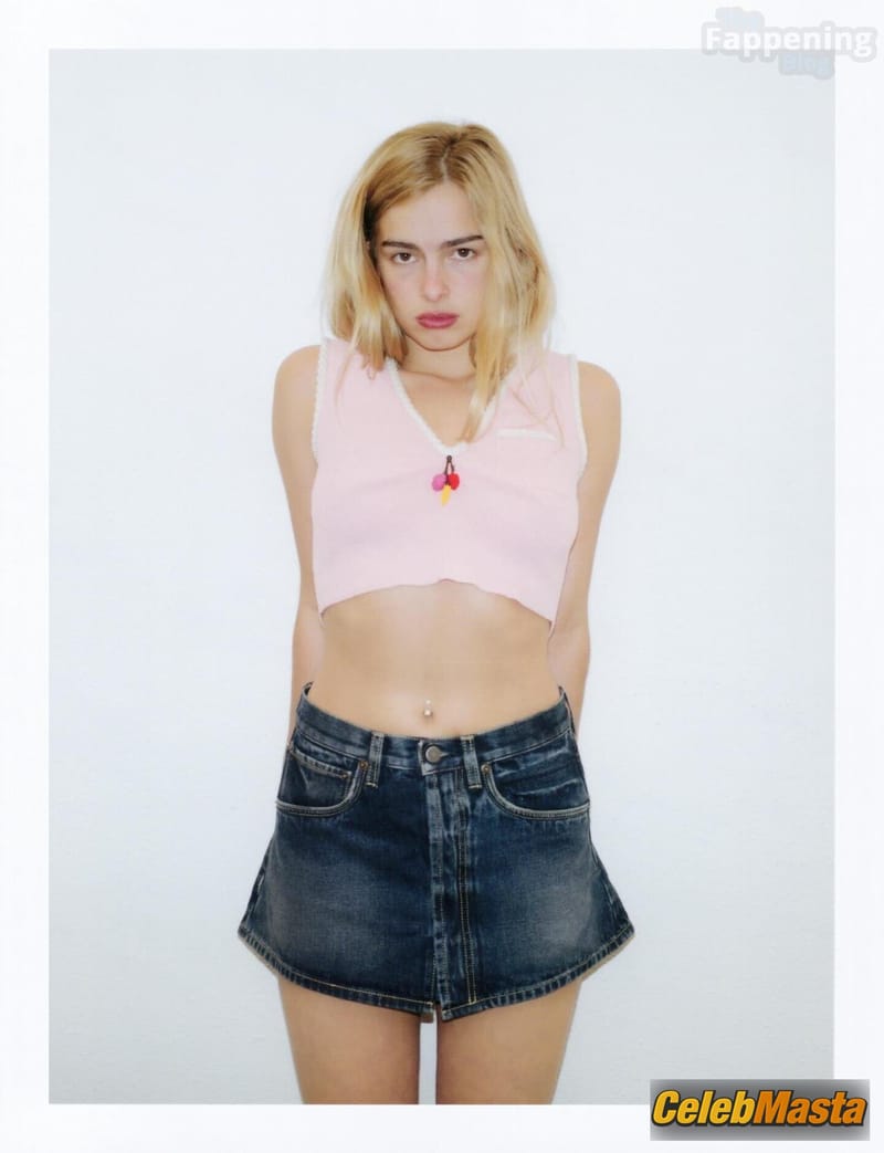 Addison Rae Sexy Photoshoot For Perfect Magazine photo 3