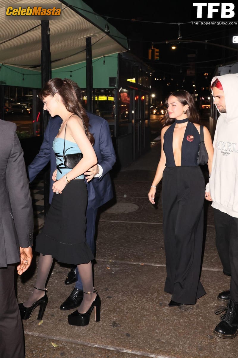Addison Rae Sexy Seen Braless Flaunting Her Hot Cleavage At The Amsterdam After Party In NYC Photo Gallery photo 4