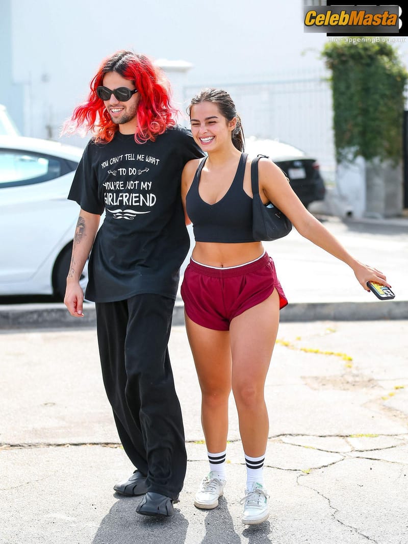 Addison Rae Sexy Seen Showing Off Her Legs Outside The Pilates Class in West Hollywood Photo Gallery photo 3
