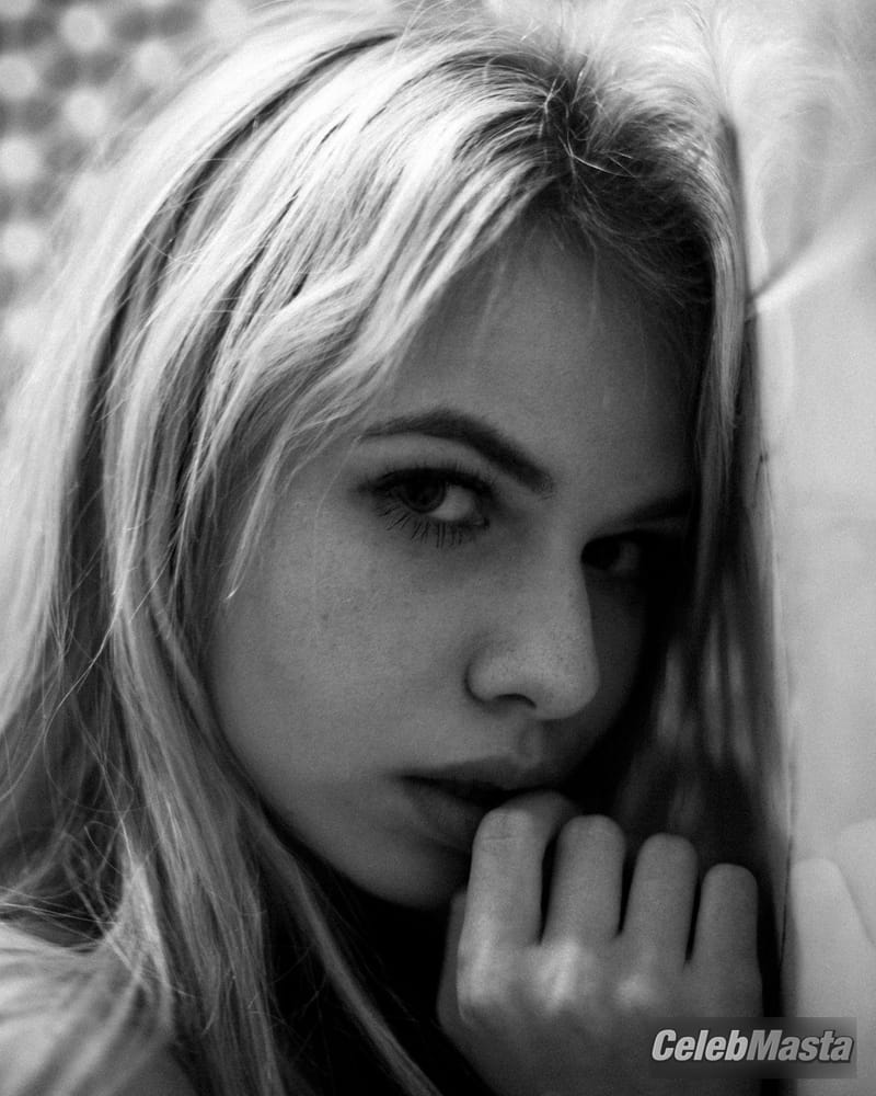 Alexandra Smelova photographed by Semen Ereshko Photo Gallery photo 4
