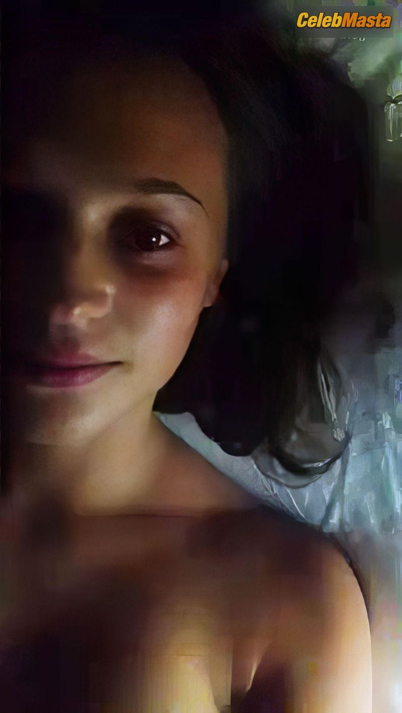 Alicia Vikander Sexy Showing Off Her Horny Pussy And Hot Breasts Photo Gallery photo 1