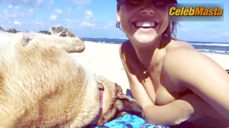 Alexis Ren Topless Photos in December 2016 photo 2