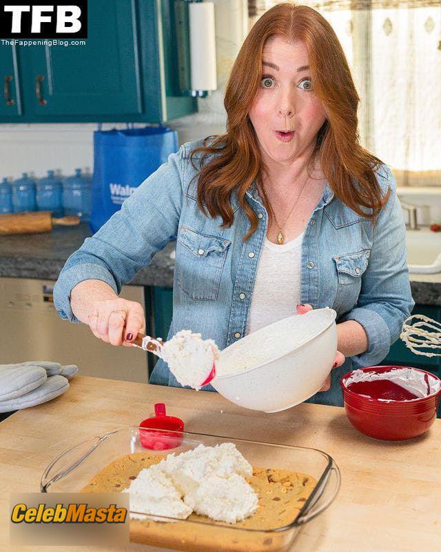 Alyson Hannigan Sexy Photos Collection photo 1