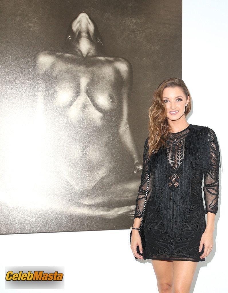 Alyssa Arce Sexy at the opening reception at De Re Gallery in West Hollywood photo 3