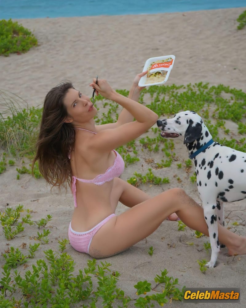 Amanda Cerny Sexy Poses In A Bikini With Her Dog For A Photoshoot photo 4