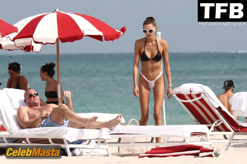 Alina Baikova Sexy Seen Flaunting Her Hot Figure In A Bikini At The Beach in Miami Photo Gallery photo 3