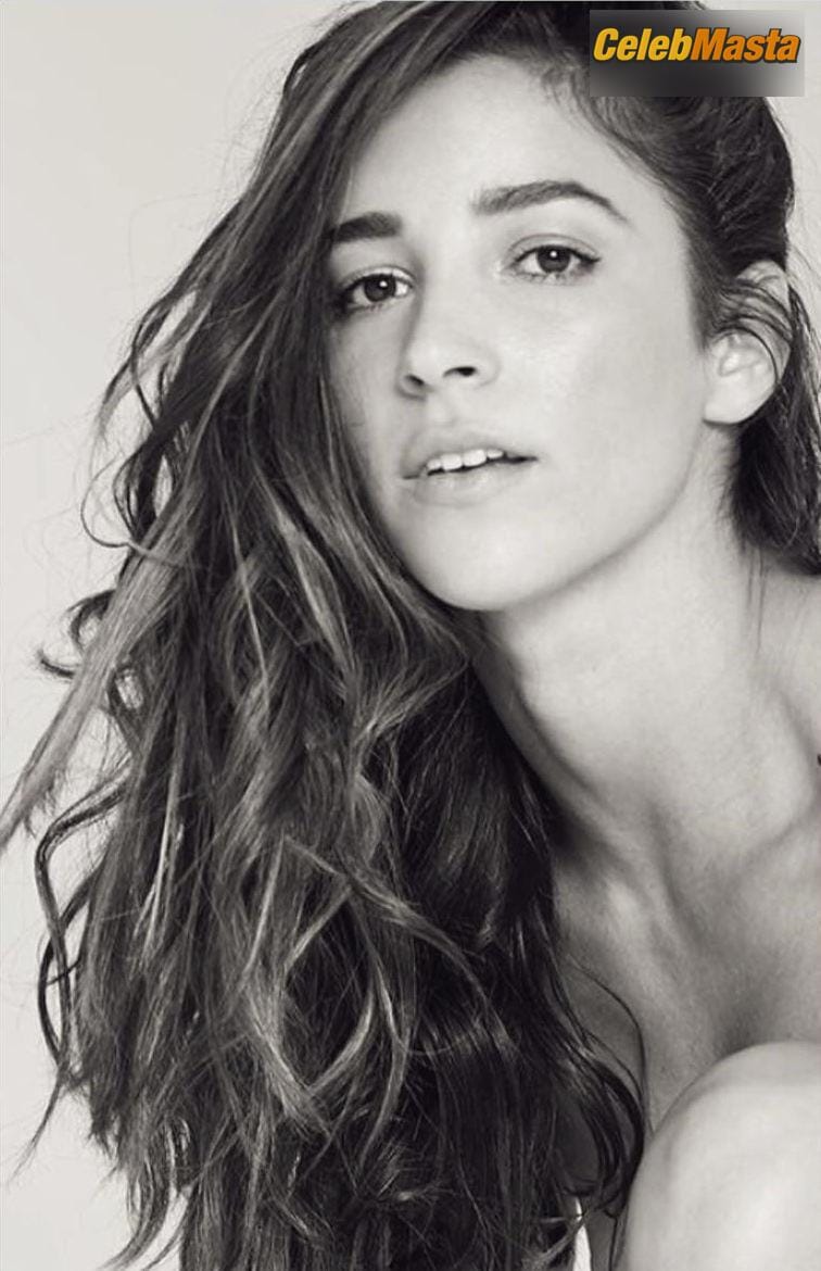 Aly Raisman and Sexy Photo Collection photo 3