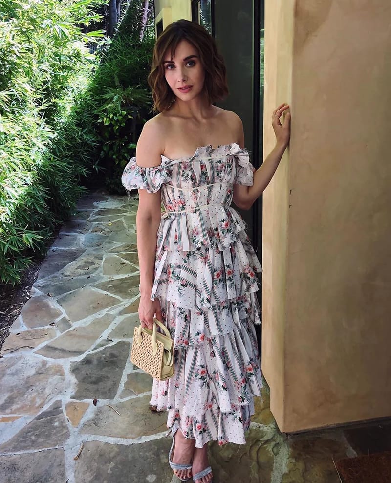 Alison Brie Pics Gallery photo 4
