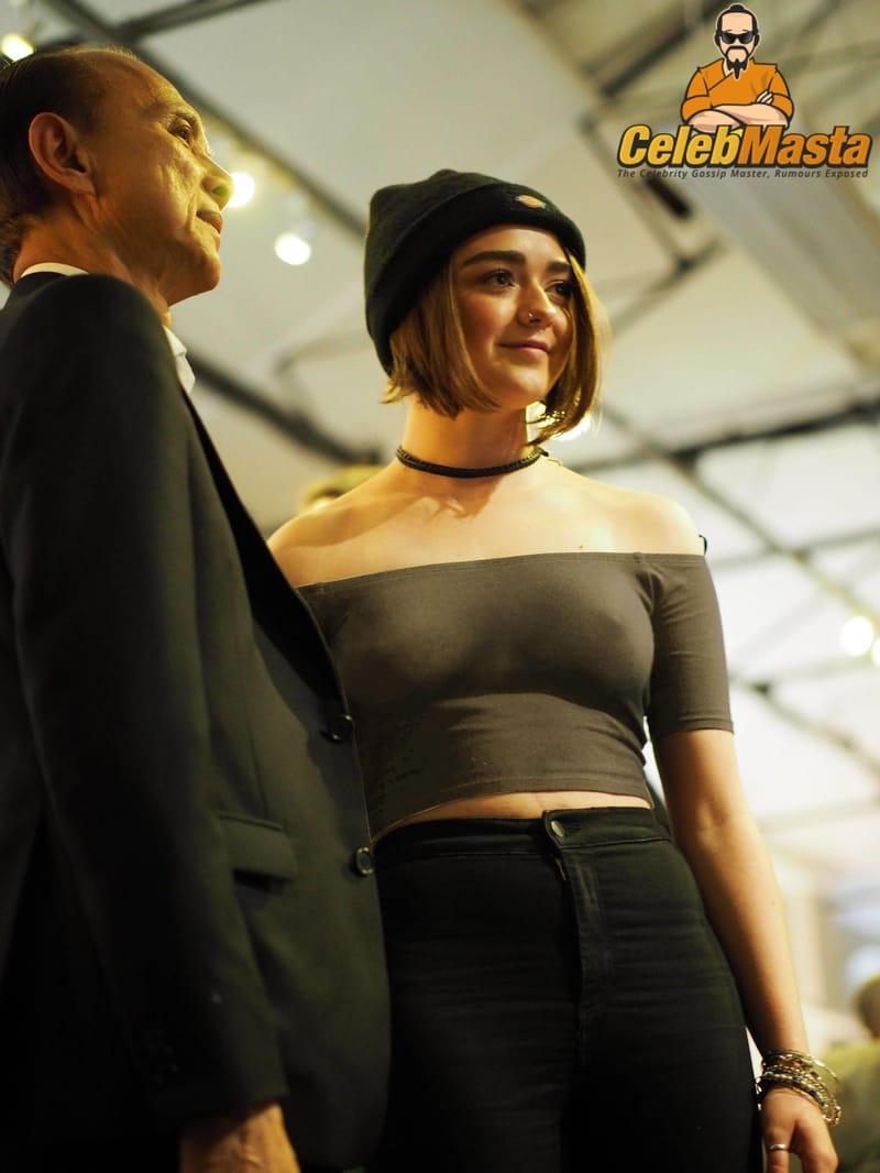 Maisie Williams Photo Collection photo 3