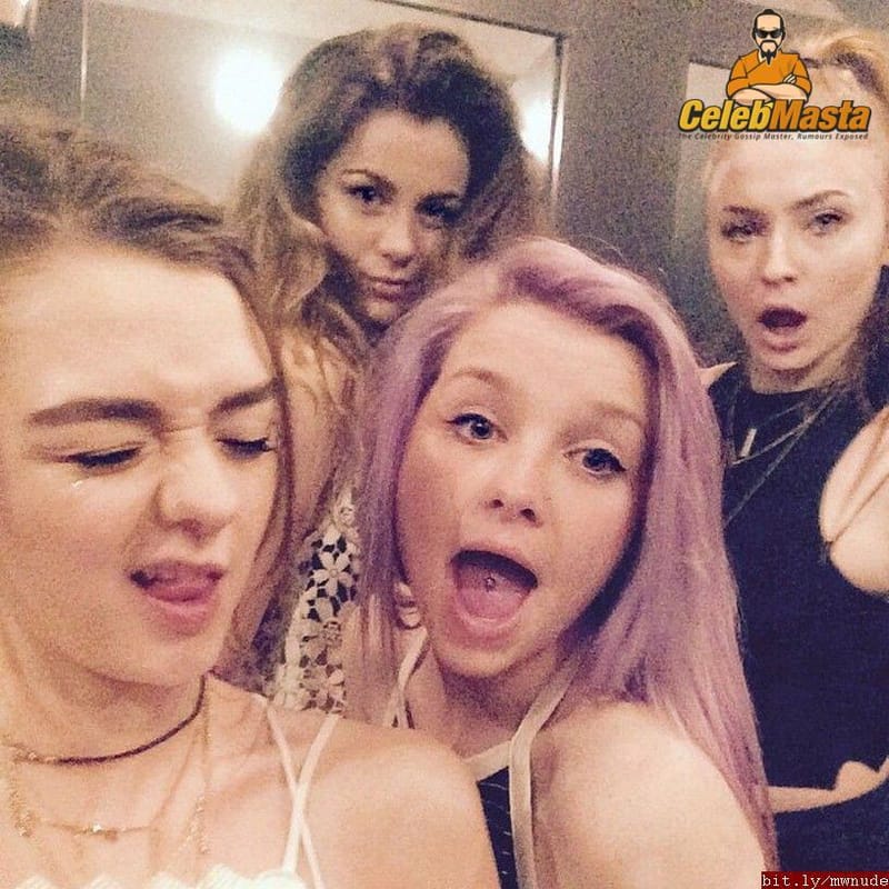 Photo Gallery: Maisie Williams photo 3
