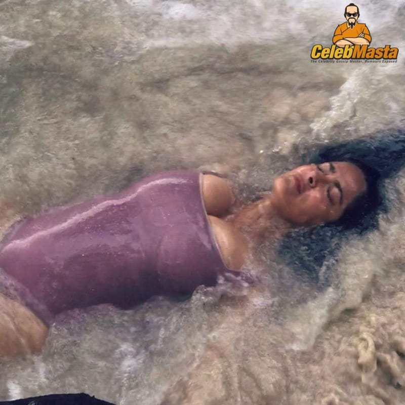 Salma Hayek Pics Collection photo 2