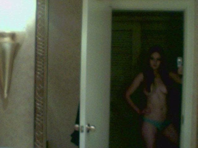 Photo Gallery: Leelee Sobieski photo 2