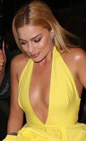 Margot Robbie Photo Collection photo 1
