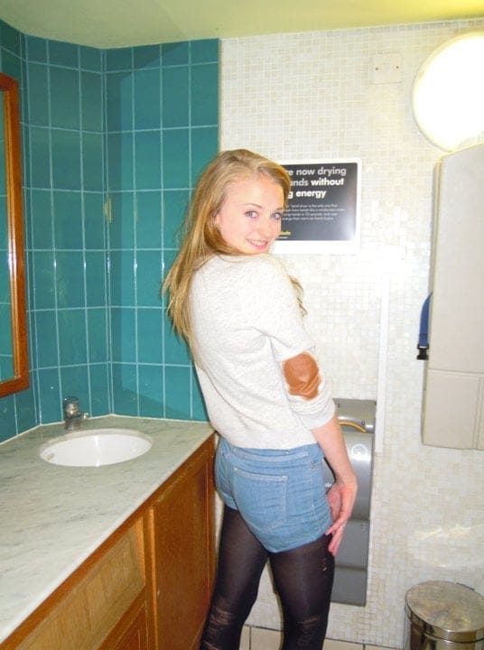 Sophie Turner Photo Gallery photo 2