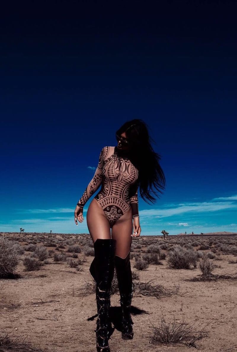 Kylie Jenner Photo Collection photo 1