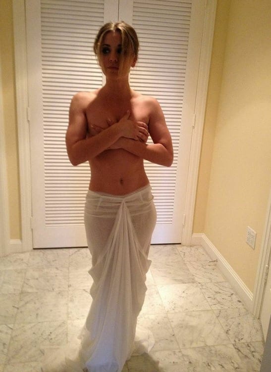 Kaley Cuoco Photo Set photo 4