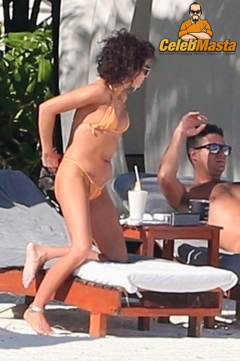 Sarah Hyland Pics Collection photo 4