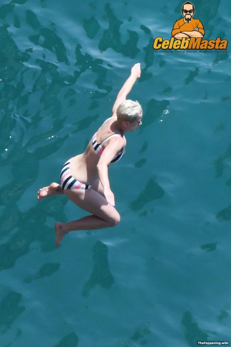 Katy Perry Pics Collection photo 3