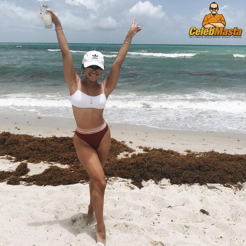 Vanessa Hudgens Photo Gallery photo 4