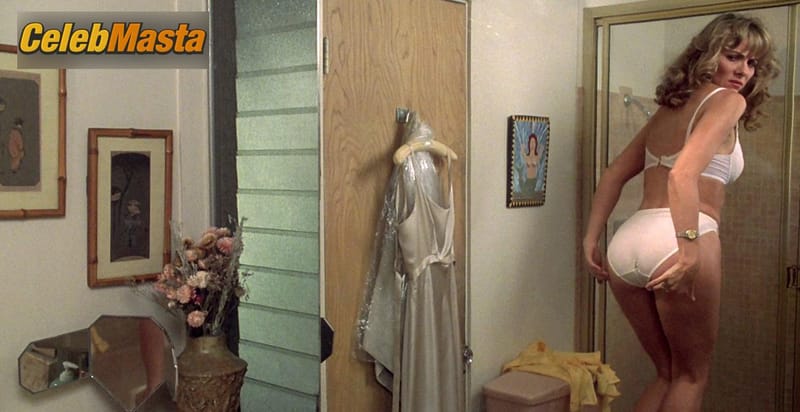 Kim Cattrall Sexy Gallery from Live Girls photo 4