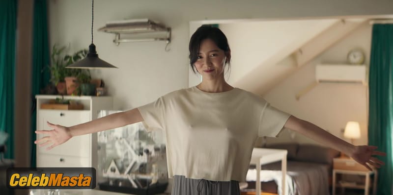 Park Ji-hyun Sex Scene Photo Gallery from Hidden Face photo 4