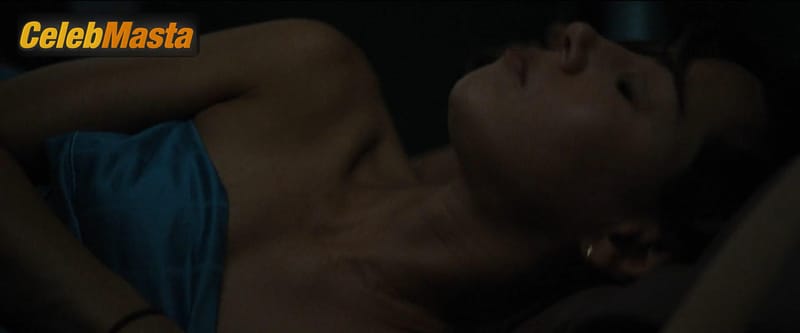 Aubrey Plaza Photos from Emily The Criminal photo 1