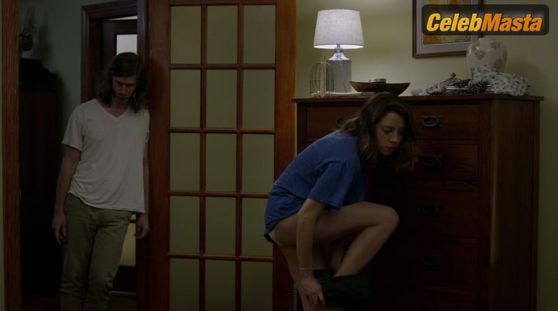 Aubrey Plaza Photos from Easy photo 2