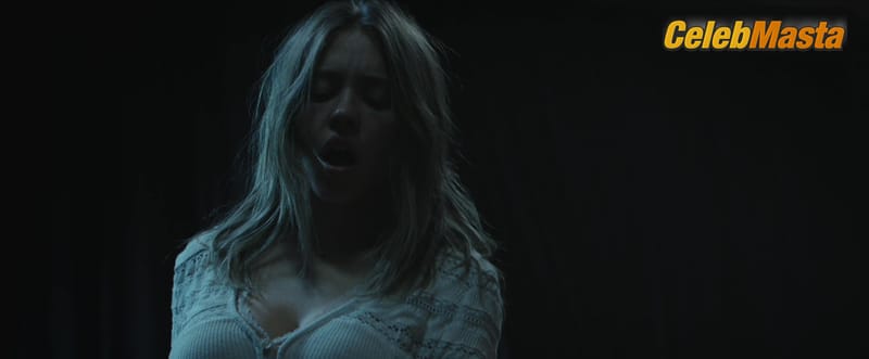Sydney Sweeney Photos from Nocturne photo 1