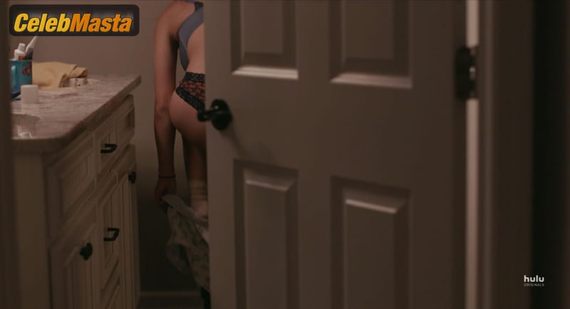 Sydney Sweeney Topless Photo Set from Big Time Adolescence photo 2