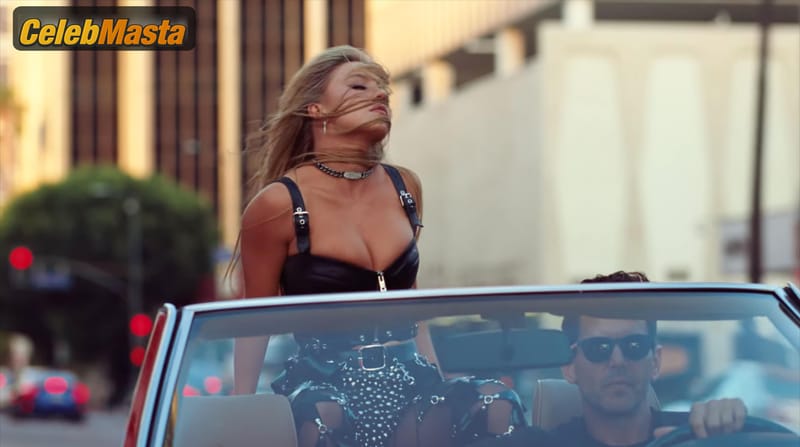Sydney Sweeney Pics from the Set of Angry photo 4