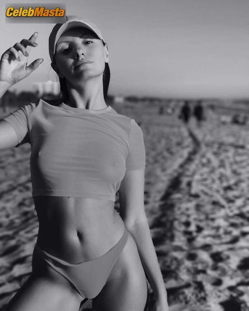 Alexandra Stan Pics: Black And White Photos Fromcalgary photo 4
