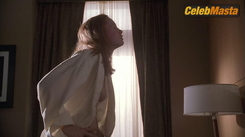 Alicia Witt Photo Set from The Sopranos photo 3