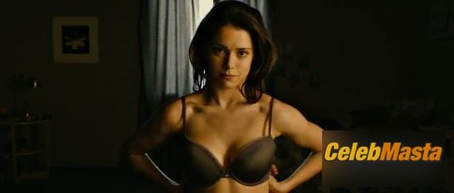 Ali Cobrin Photos from Girl House photo 3