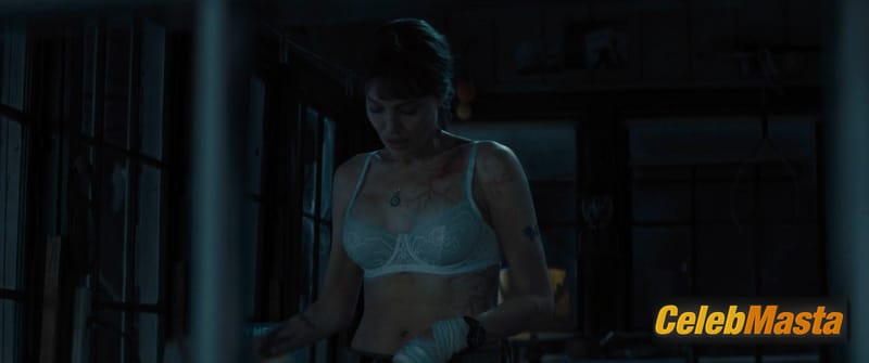 Angelina Jolie Photo Gallery from Those Who Wish Me Dead photo 1