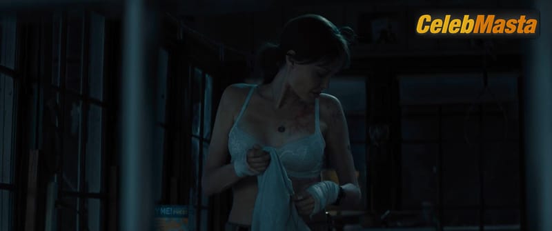 Angelina Jolie Photo Gallery from Those Who Wish Me Dead photo 4