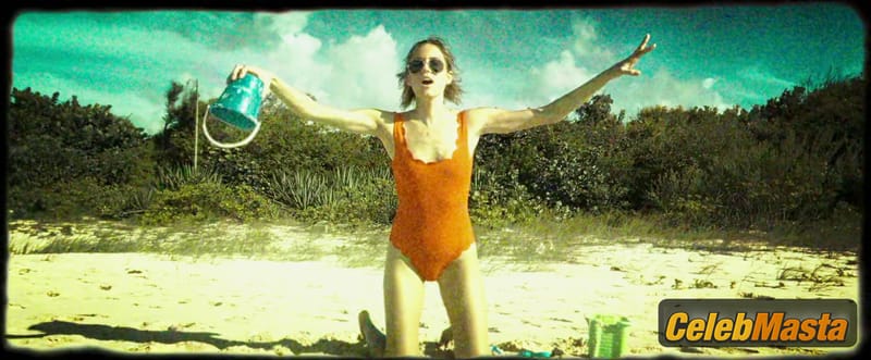 Photo Gallery: Allison Williams in Horizon Line photo 1