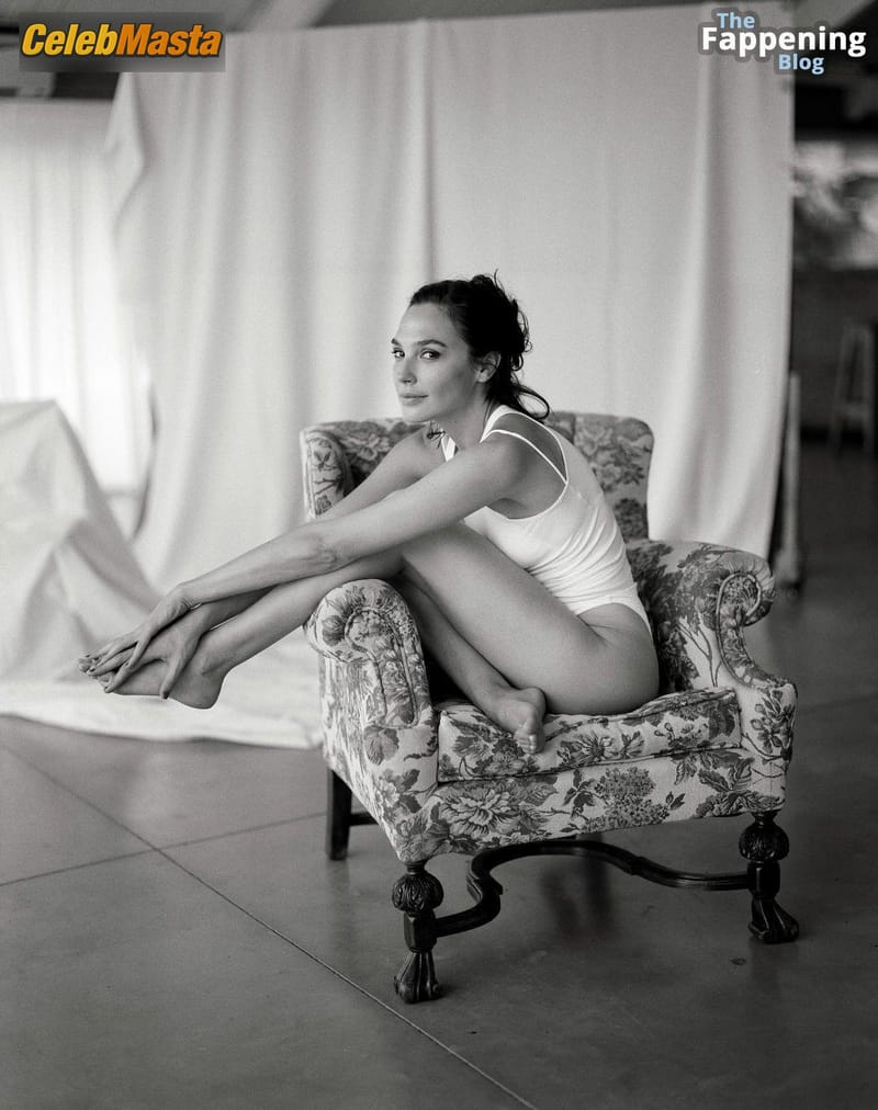 Gal Gadot Photo Set photo 2