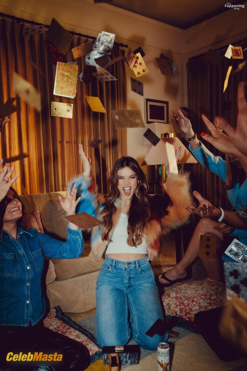Hailee Steinfeld Photo Set photo 1