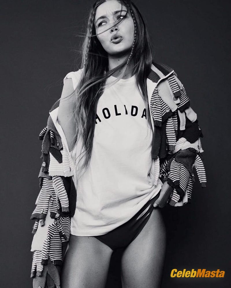 Gigi Hadid appeared in the Russian edition of Vogue magazine February 2020 Issue Photo Gallery photo 1
