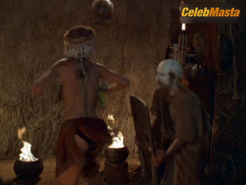 Jenna Elfman Photos from Krippendorf’s Tribe photo 3