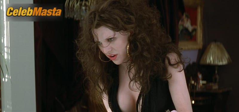Courtney Love Photo Set from The People Vs. Larry Flynt photo 3