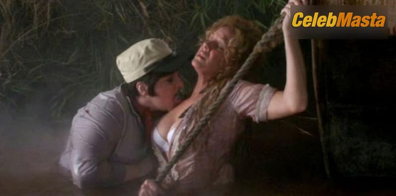 Elizabeth Perkins Photos from Jiminy Glick In Lalawood photo 3