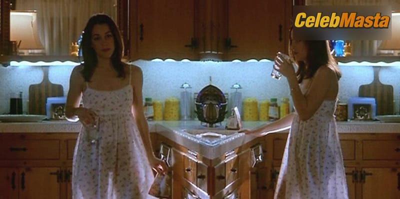 Lindsay Sloane Photo Collection from Seven Girlfriends photo 1