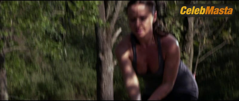Danielle Harris Photos from Camp Dread photo 3