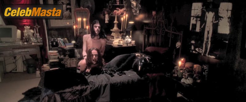Danielle Harris Scene Photos Gallery from Urban Legend photo 2