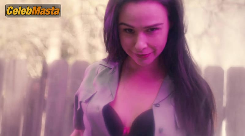 Danielle Harris Photo Set from Between The Darkness photo 2