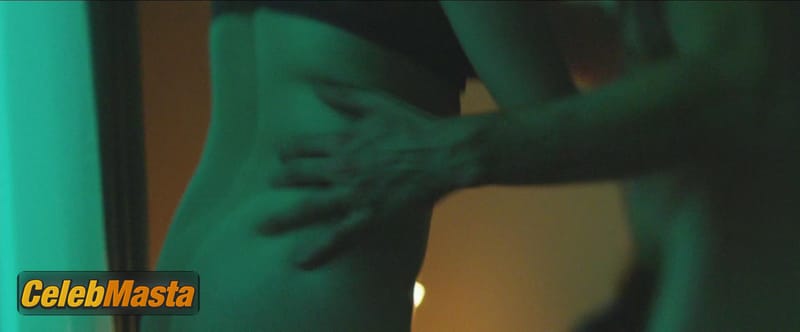 Eliza Taylor Photo Set from The November Man photo 1